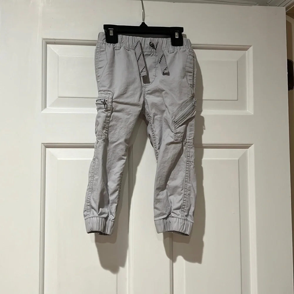 Gap Cargo Pants